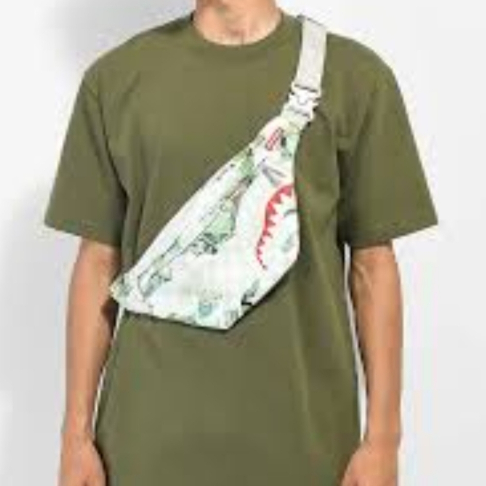 Sprayground Green and White Belt Bag - Picture 9 of 9